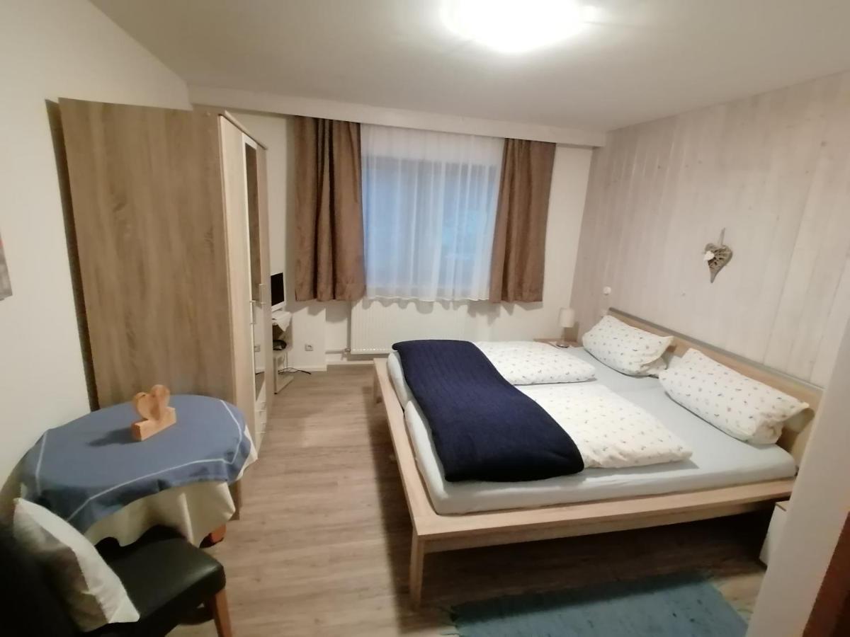 Gaestehaus Poeppl ウンターヴォッセン エクステリア 写真