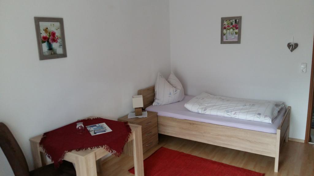 Gaestehaus Poeppl ウンターヴォッセン 部屋 写真