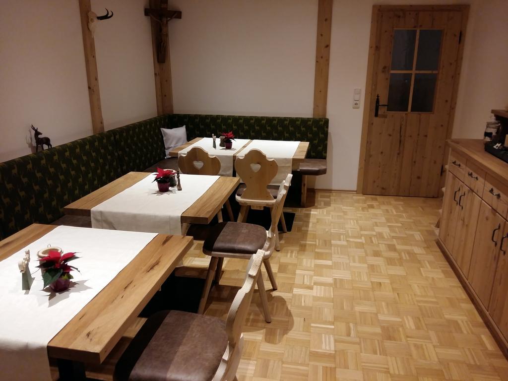 Gaestehaus Poeppl ウンターヴォッセン エクステリア 写真